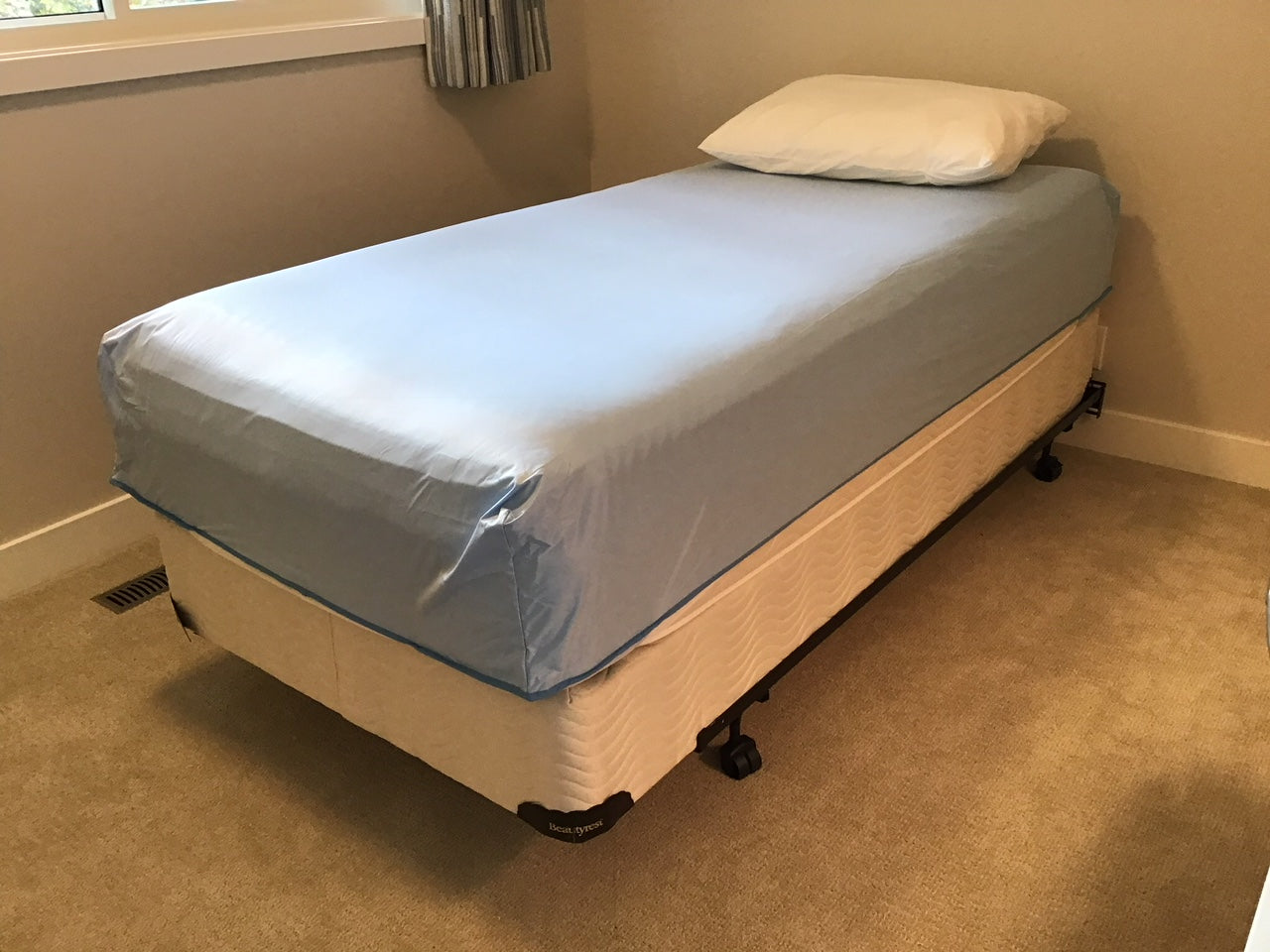 mattress cover to prevent sweating