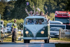 sporting bears family car rides