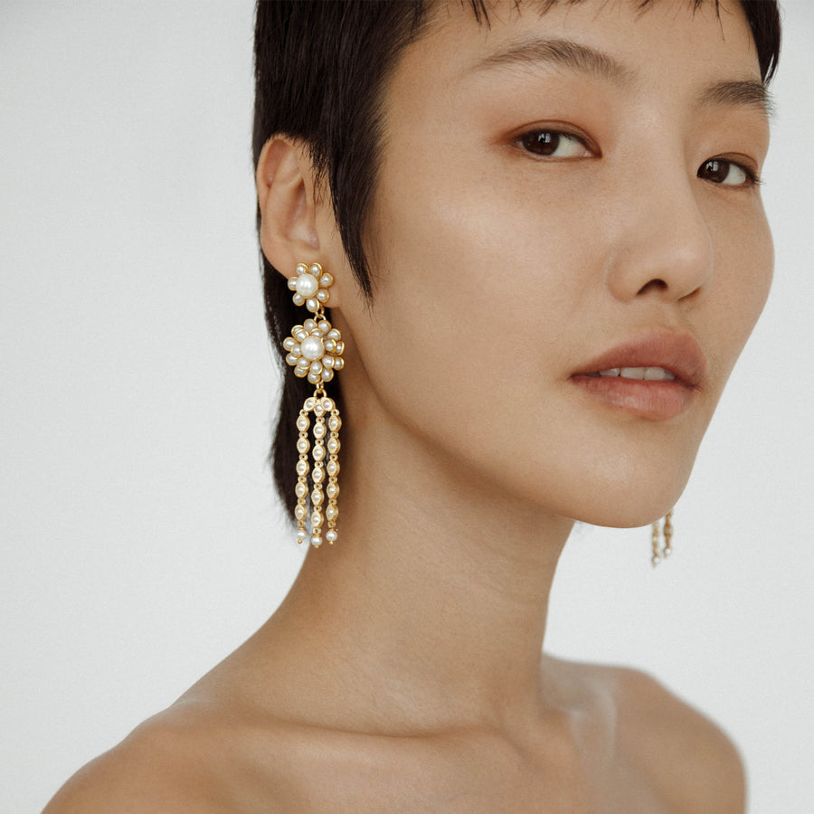 SHASHI Estate Earring | Flower Earrings