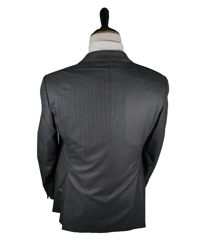zak Billy Goat Fictief ARMANI COLLEZIONI - Blue & Gray Alternating Stripe Suit “G Line” - 38S –  Luxe Hanger