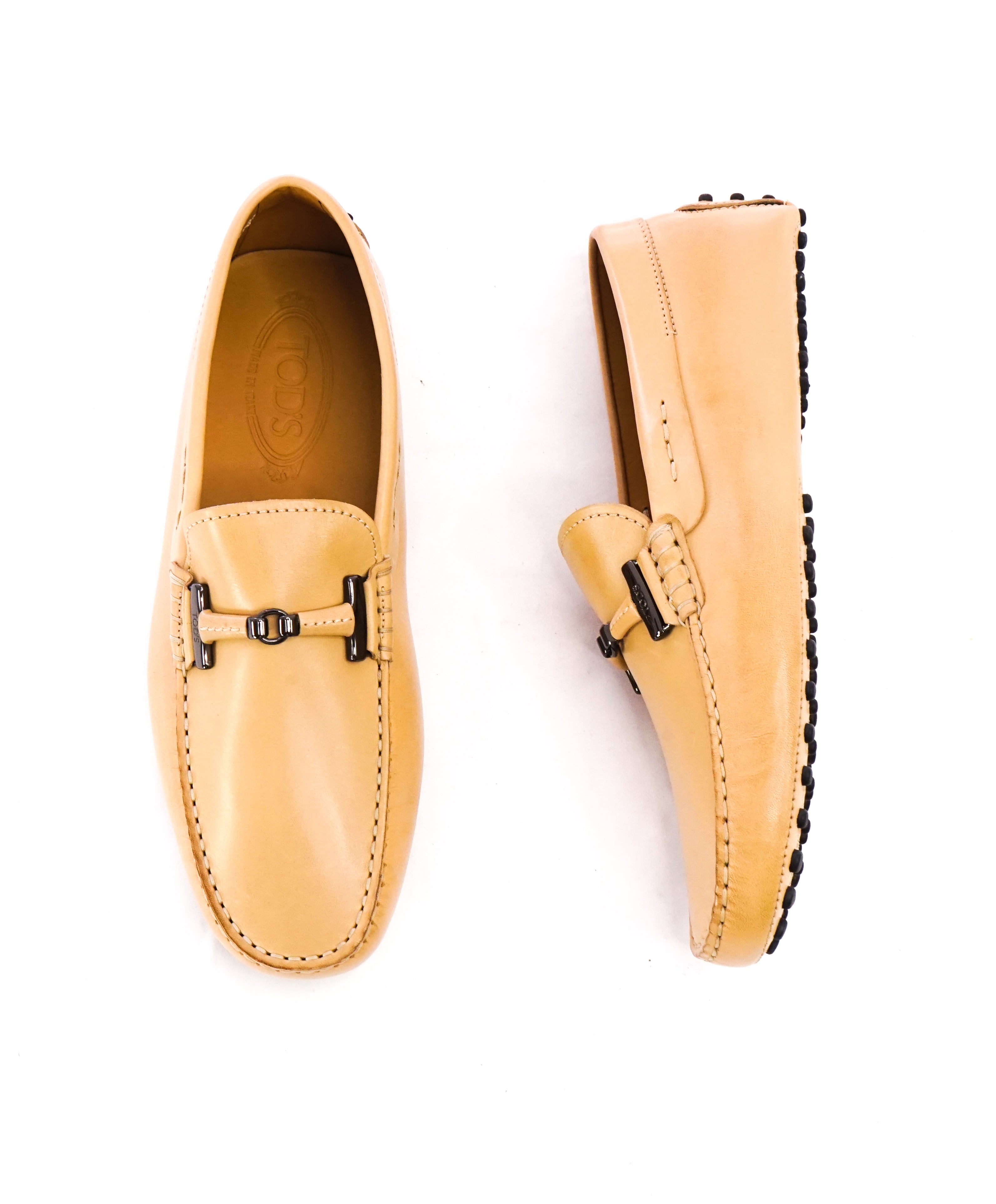 tod's beige loafers