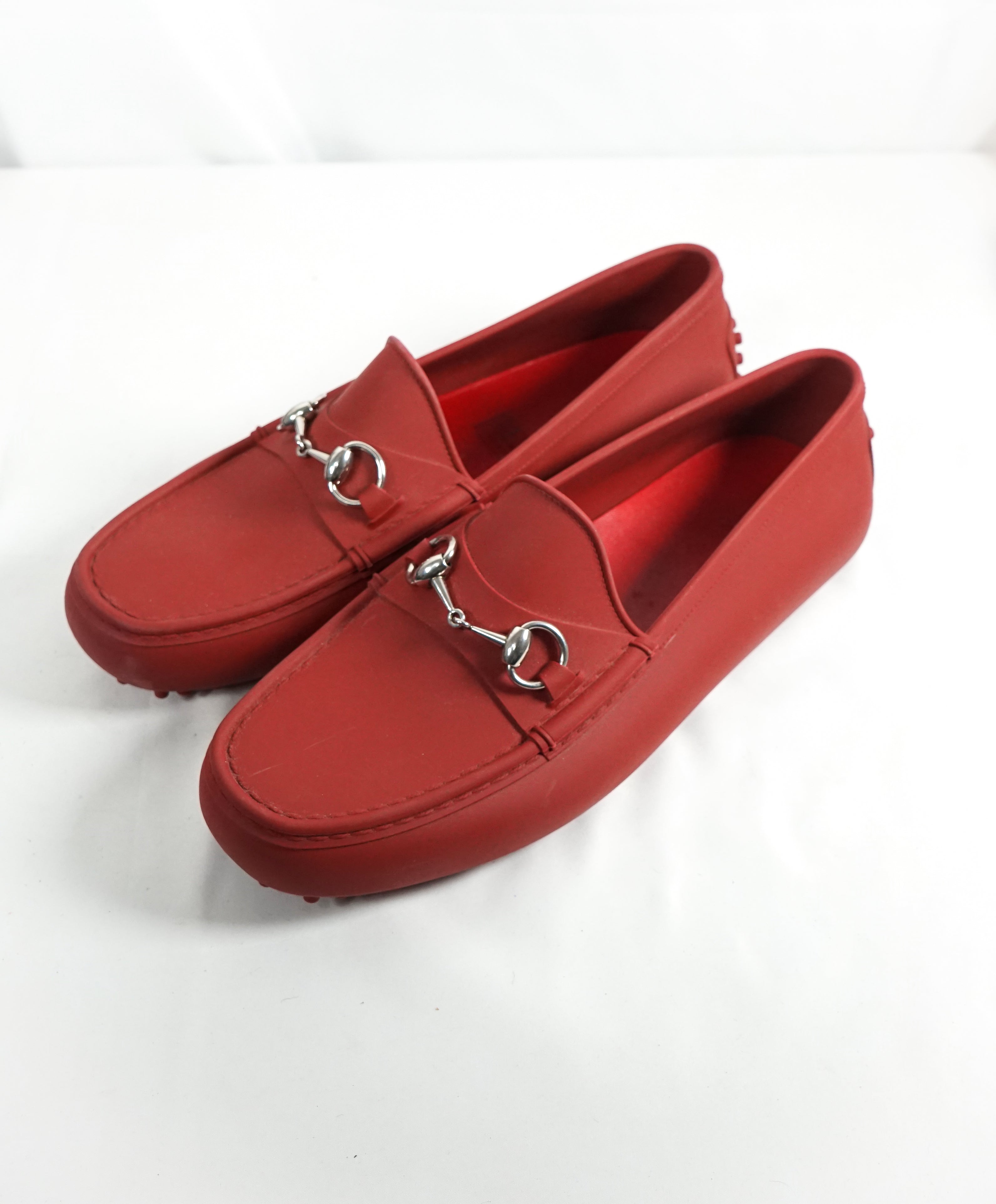 GUCCI - Red Rubber Horsebit Loafers Boat/Yacht Shoes - 10 – Luxe Hanger