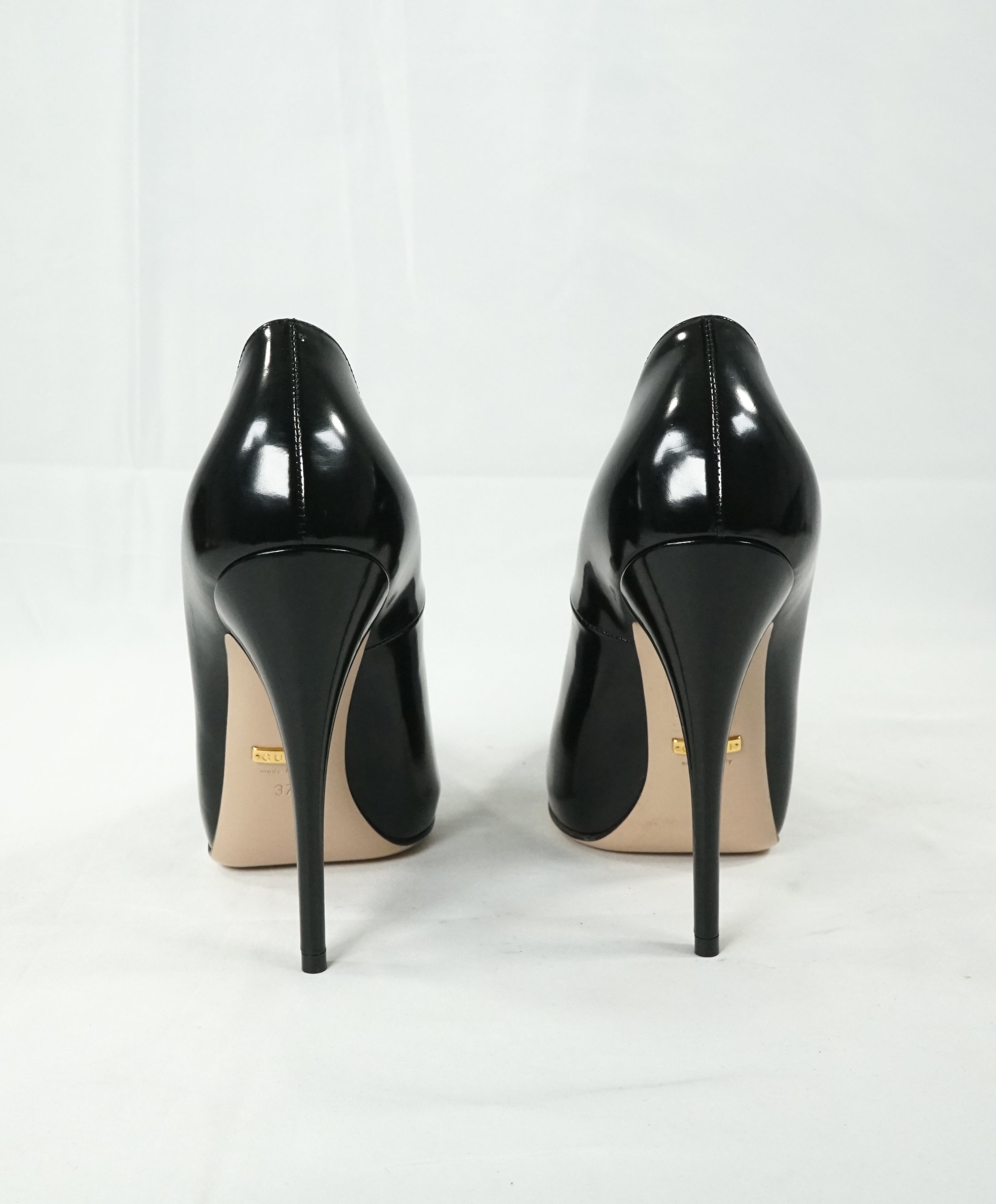 GUCCI - Black Patent Leather Round Toe High Heel Pumps- 7 – Luxe Hanger