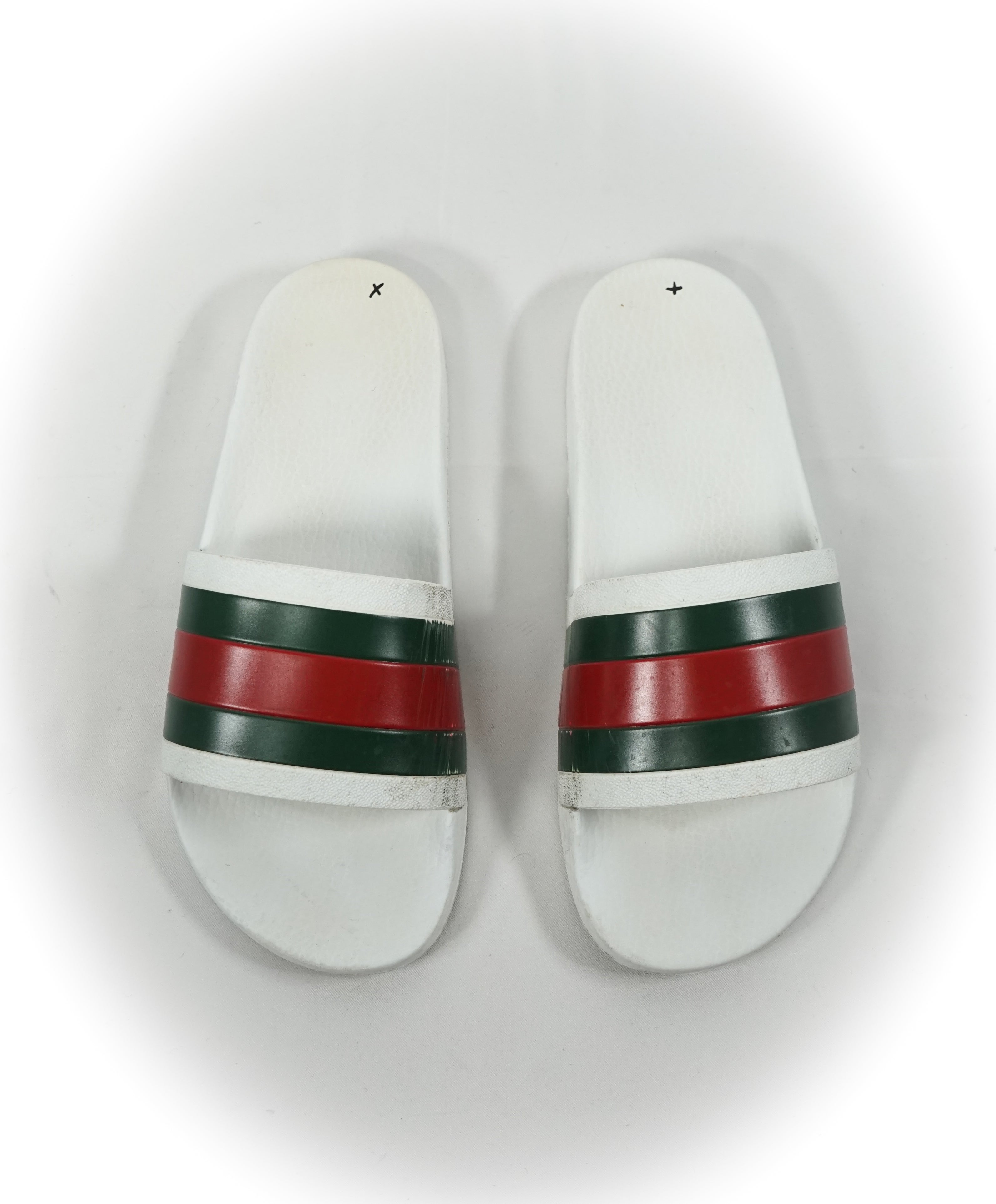 gucci flip flops green and red