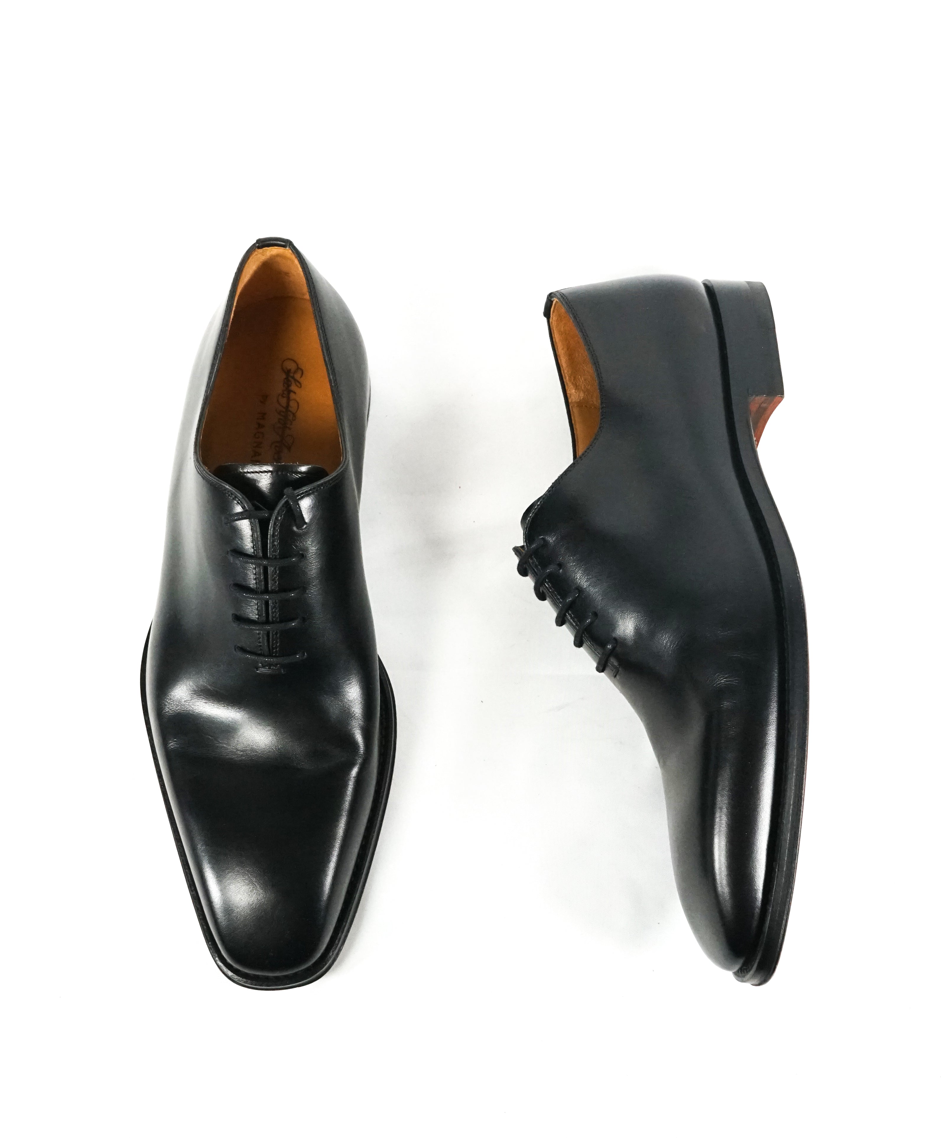 magnanni wholecut oxford shoes