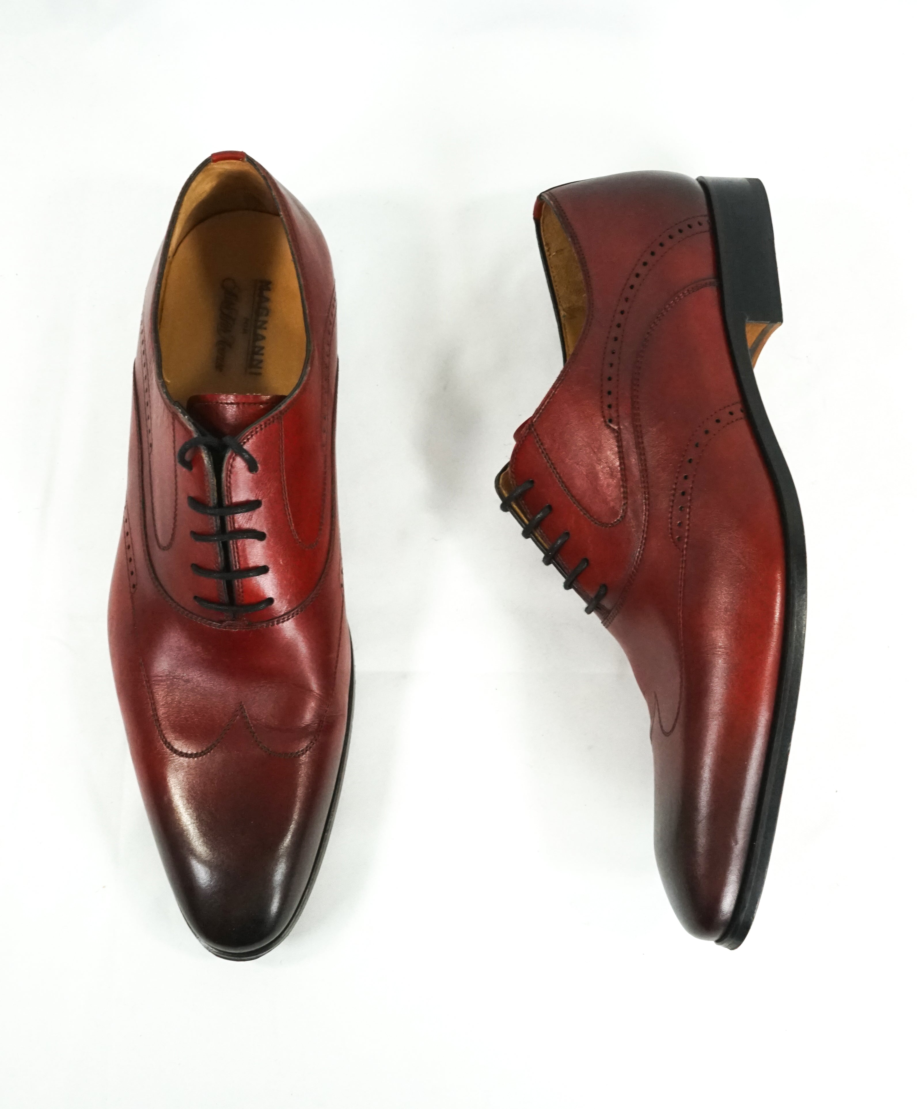 magnanni burgundy shoes
