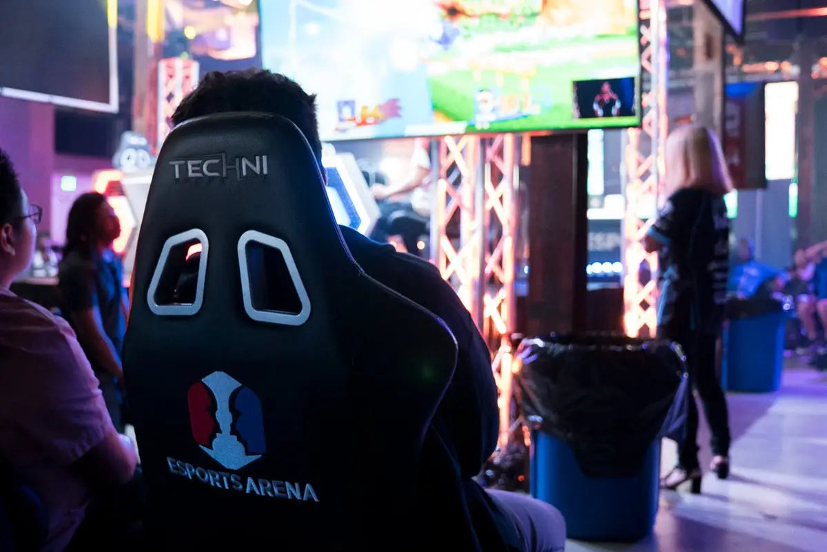How to become a pro gamer in 2021 (Updated)
