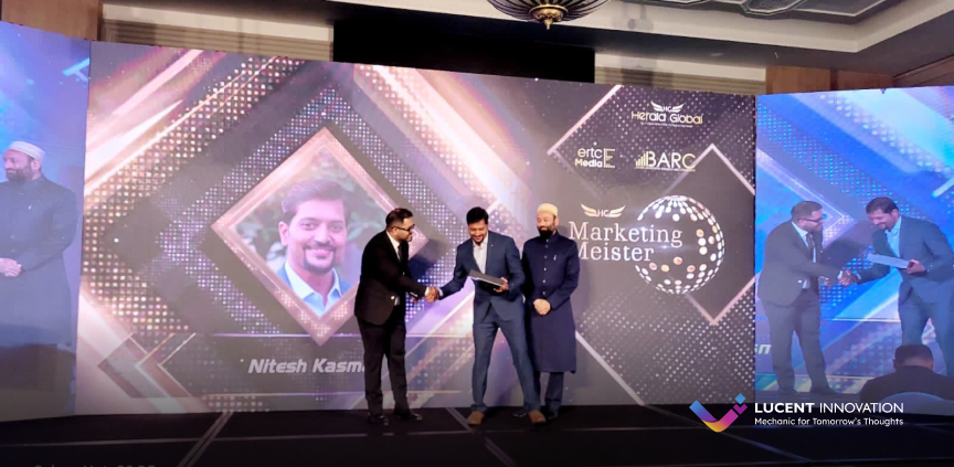 Nitesh Kasma receiving BARC Awards