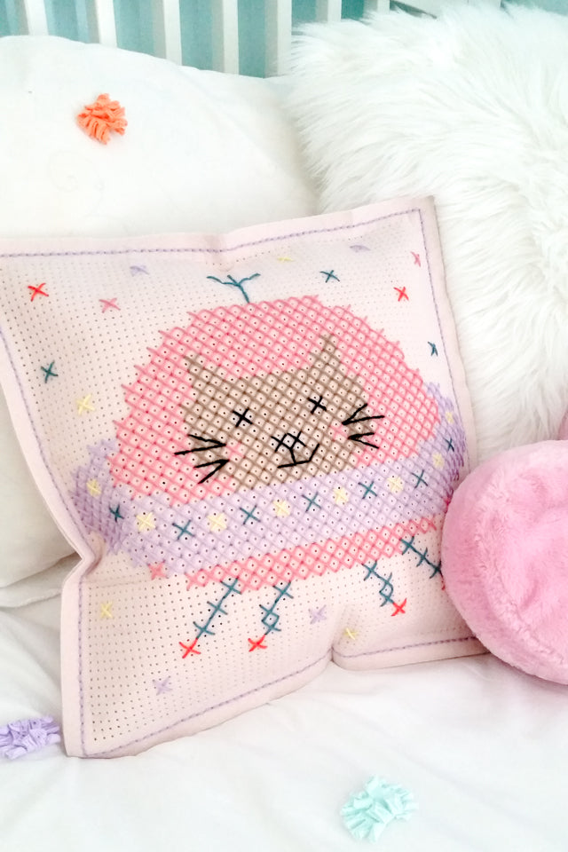 Easy cross stitch kit diy pillow spaceship kitten cat