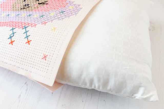 How to cross stitch felt pillow