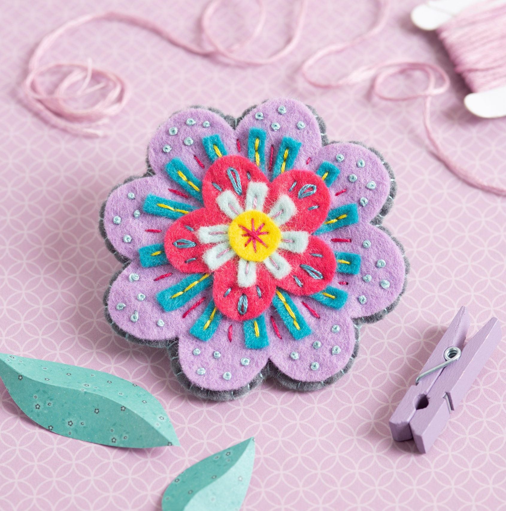 Felt Flower Embellishments – Mayholic in Crafts