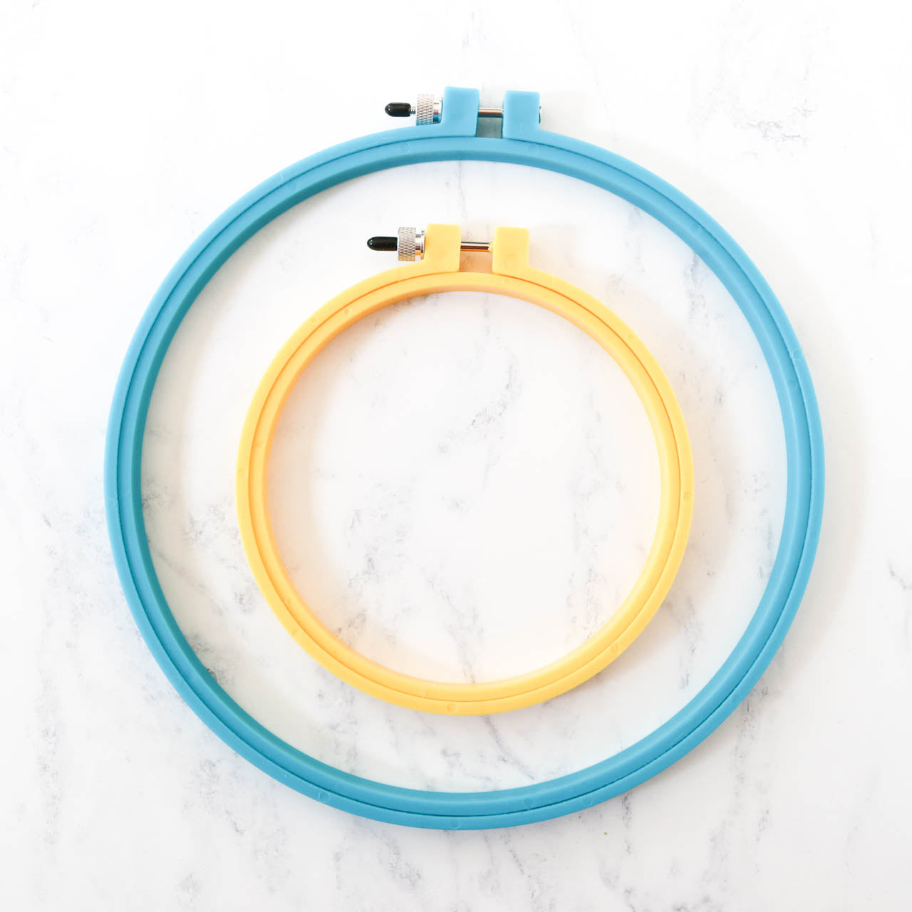 Embroidery Hoop Stand at Rs 1250/piece