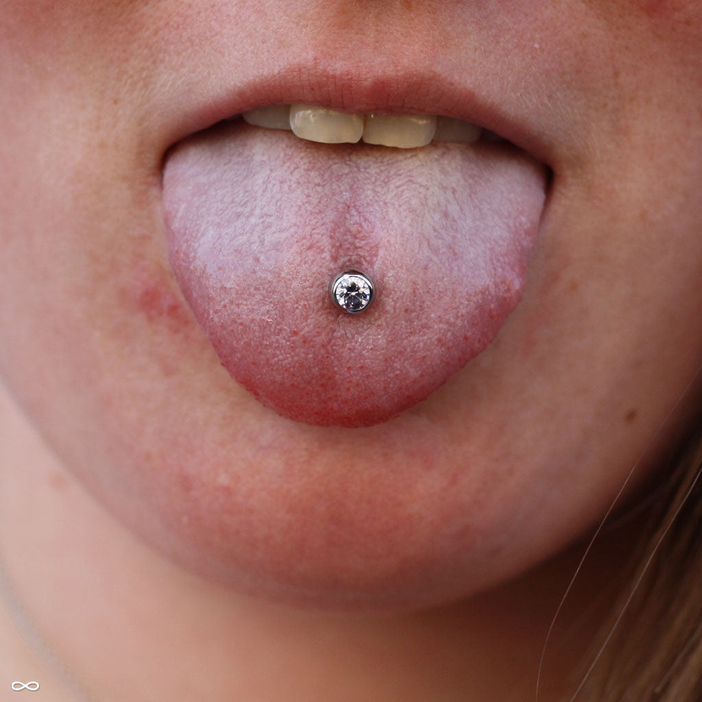 Short barbell store tongue piercing