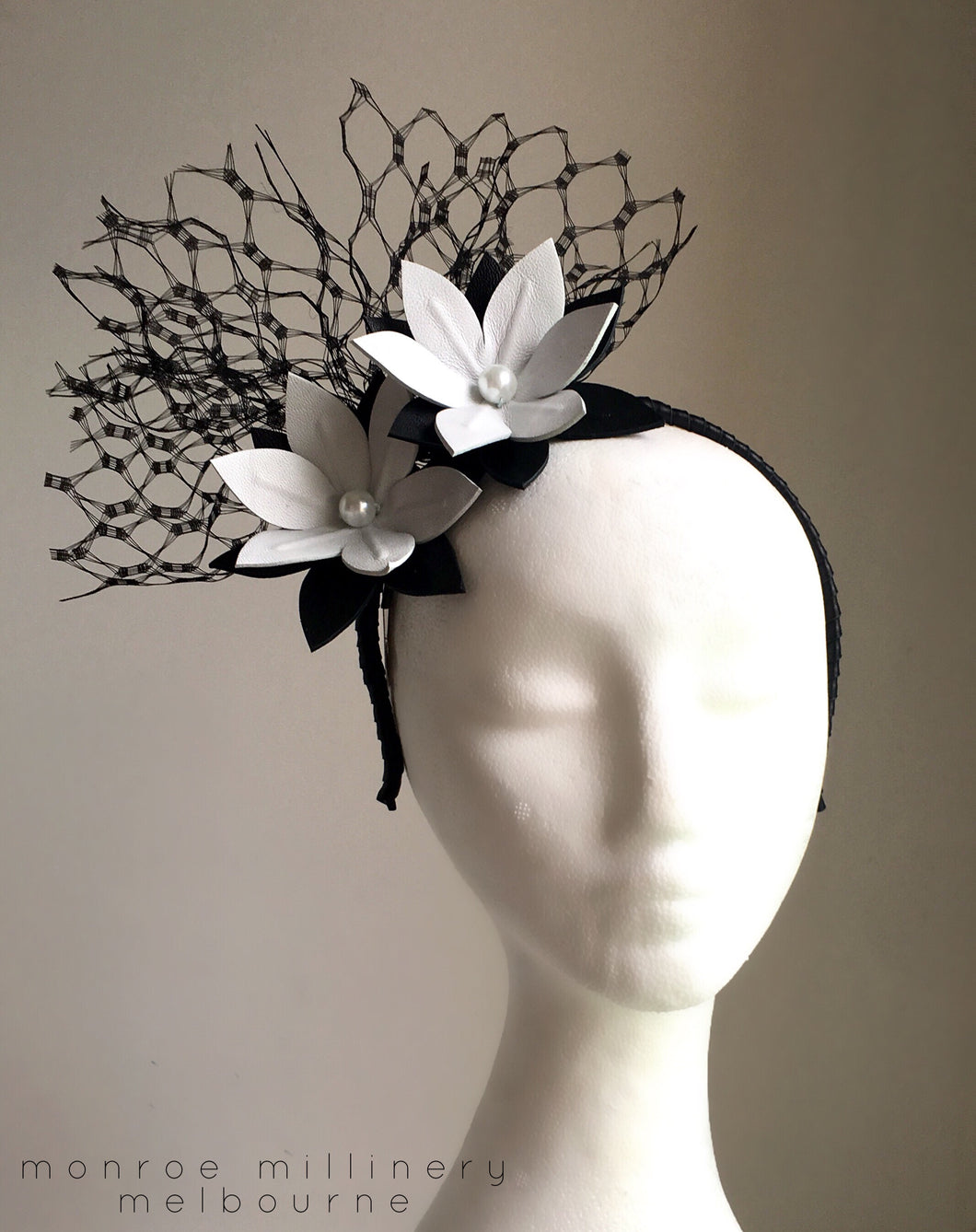 black 1920s hat