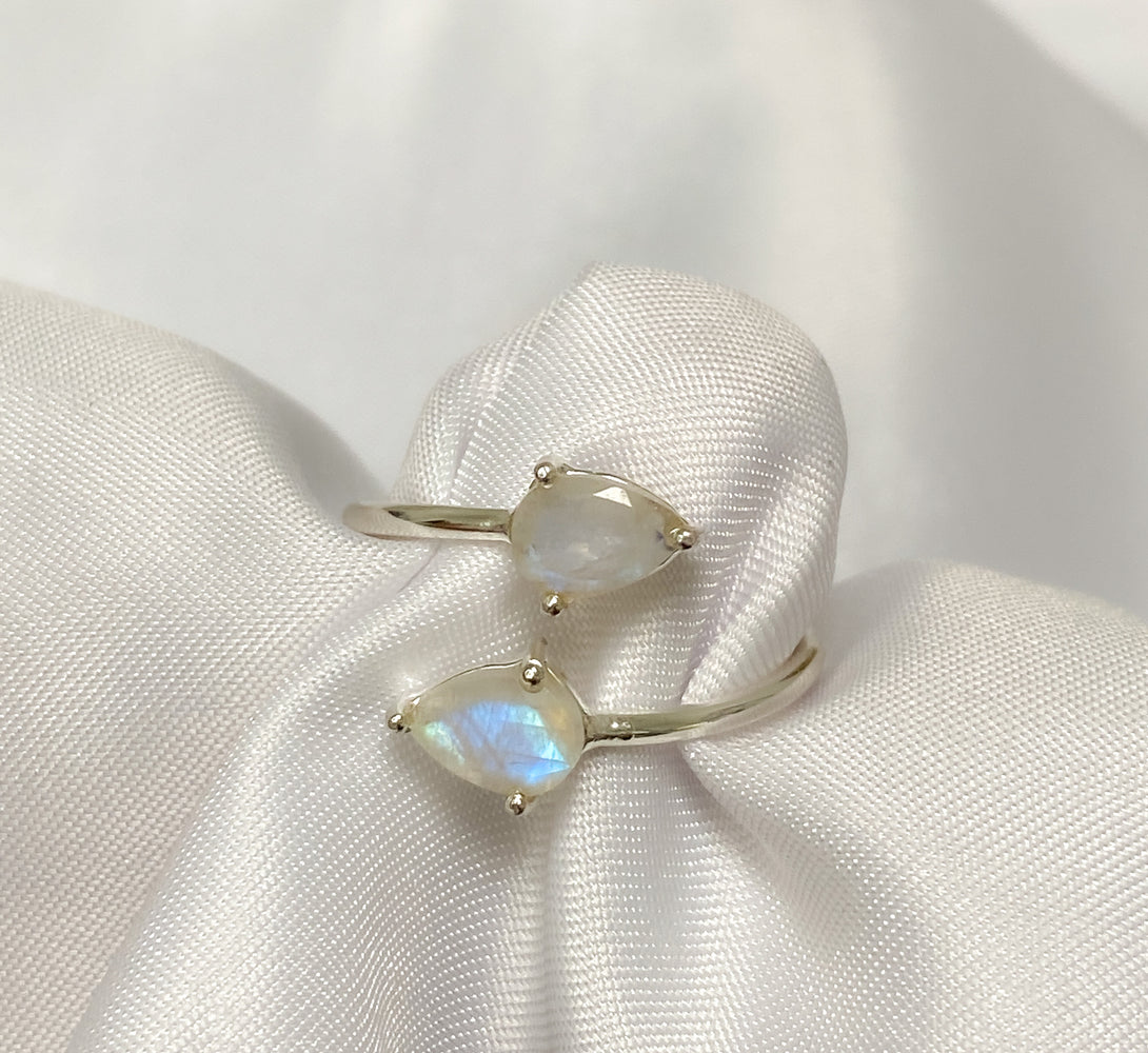 Moonstone Crystal Teardrop Ring (Sterling Silver/ 18k Gold Plated/ Ros