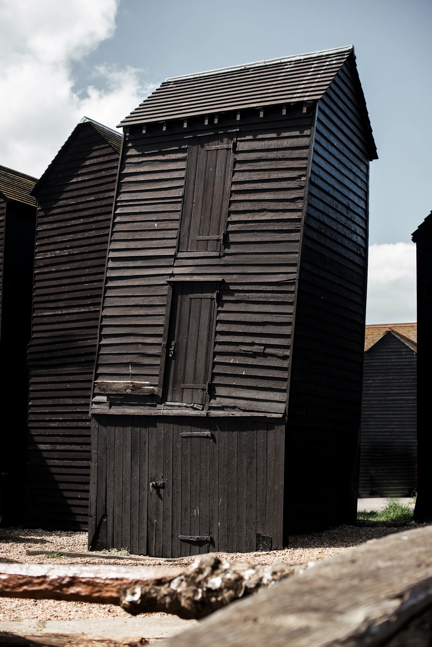 Picture of a single fishing hut in Hastings, East Sussex