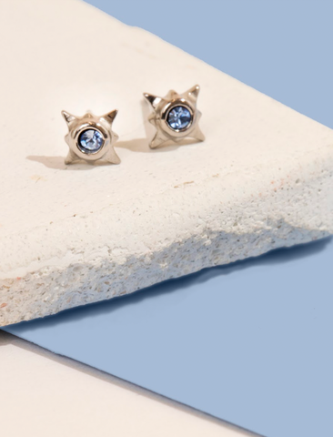 something blue bridal stud earrings to gift bride on wedding day