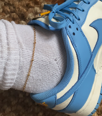 nike coast dunks and nike socks with gold hypoallergenic anklet 