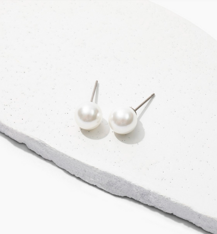 titanium pearl stud earrings made with medical grade materials 