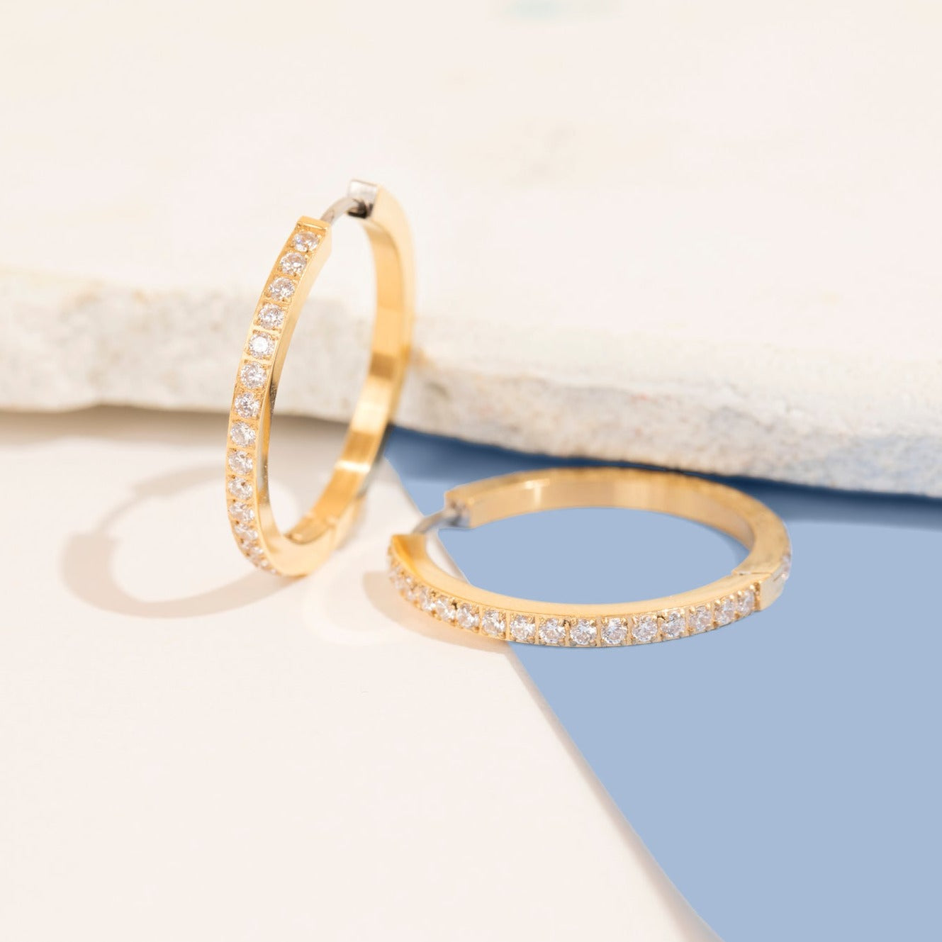 AURA MINI HOOP EARRINGS – SHOP DREAM LUXE