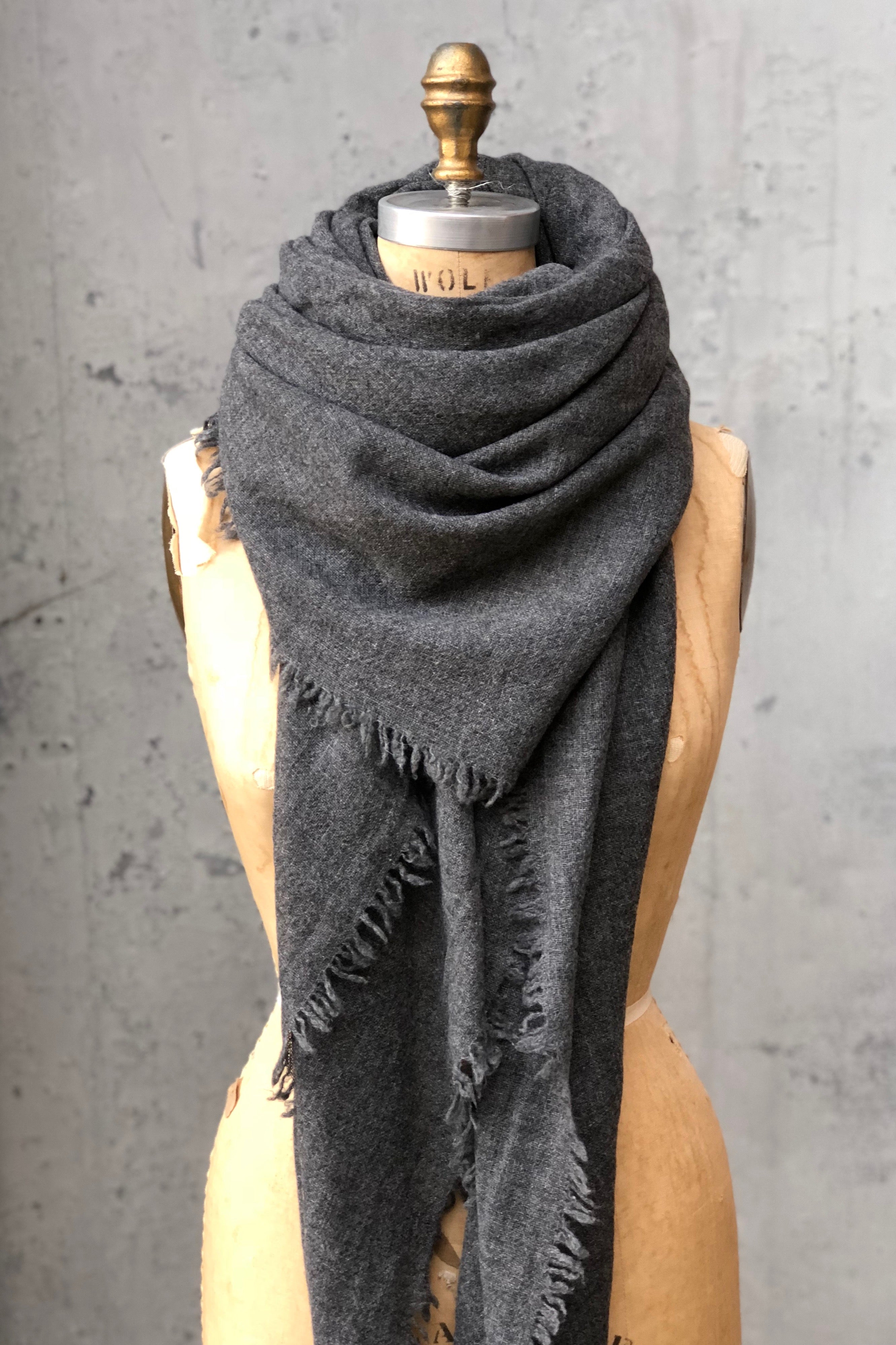 grey cashmere scarf