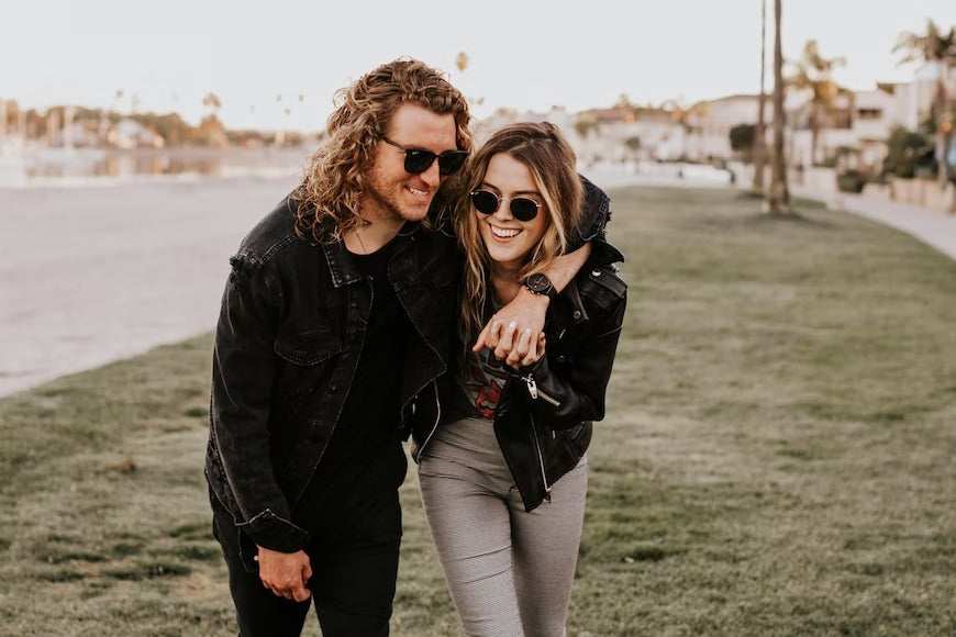 A couple on a date laughing together