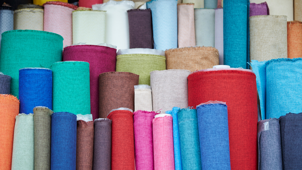 buying wholesale fabric