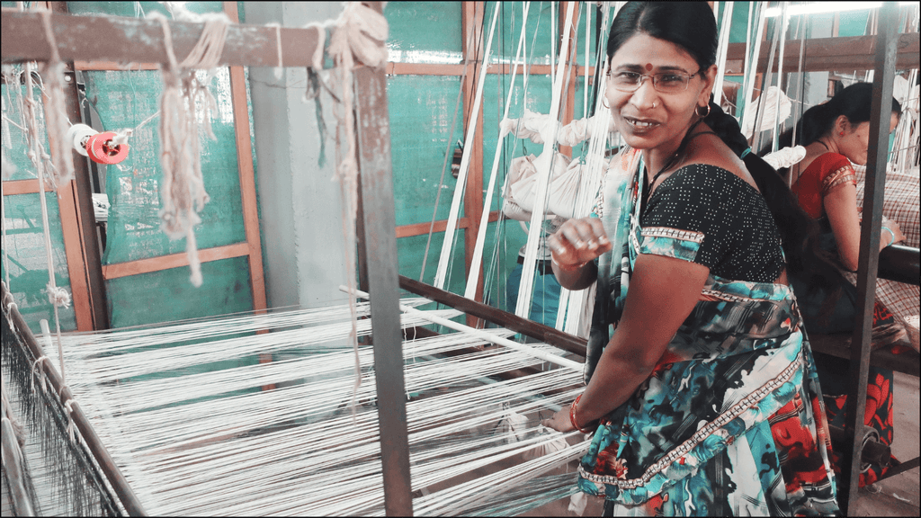 weaving handloom khadi
