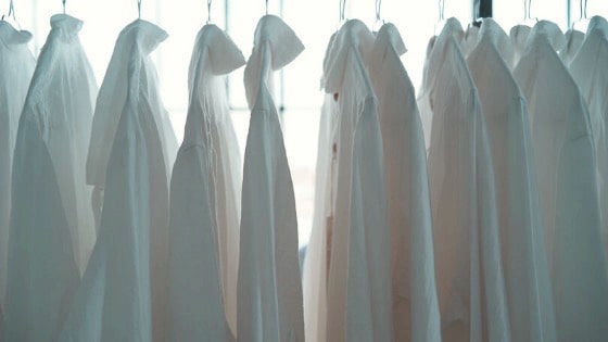 how to keep white clothing white in the laundry