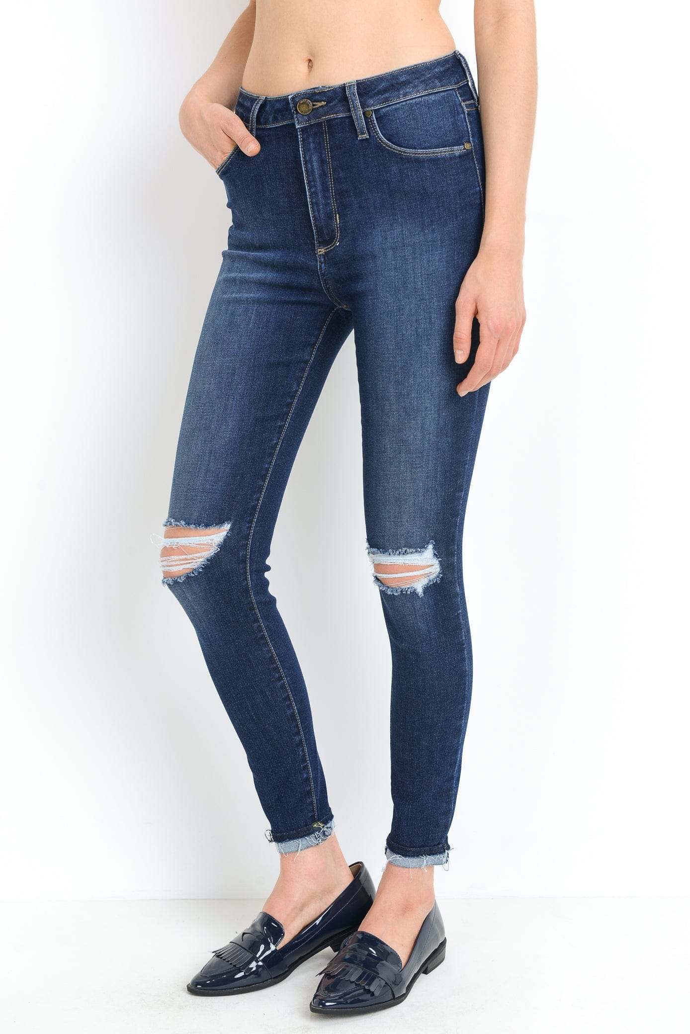 Best Petite Jeans for Short Women | Petite Dressing Pants