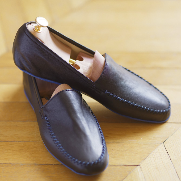 Iconic Black Lambskin Leather loafers 