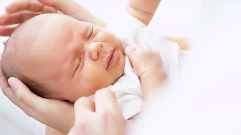 Newborn nursing 101: Getting on a baby feeding schedule