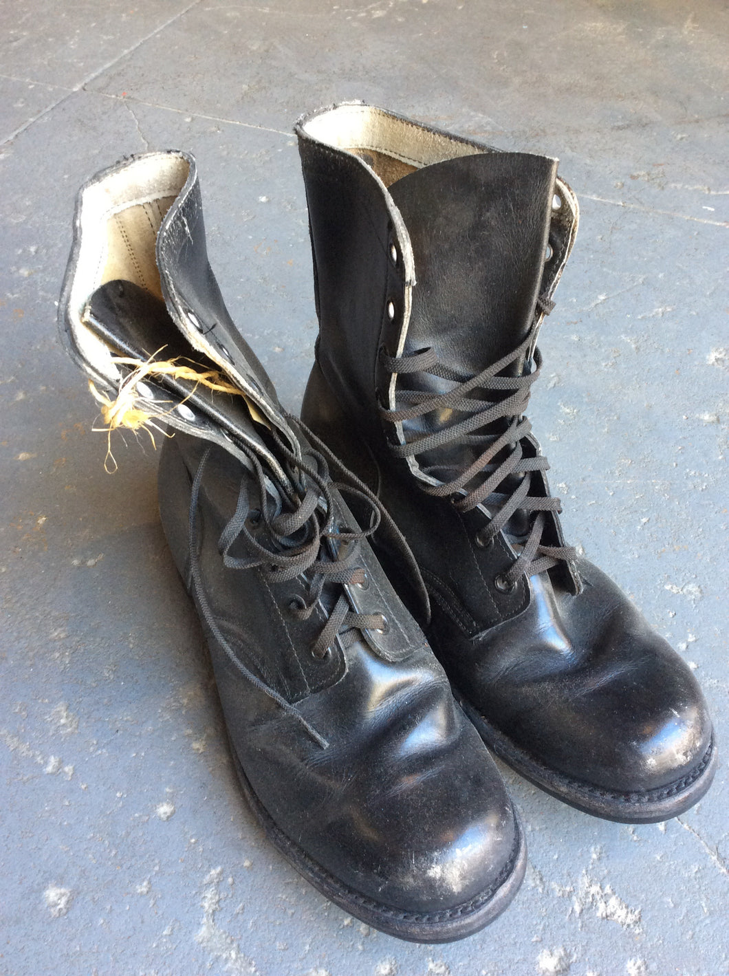 biltrite combat boots