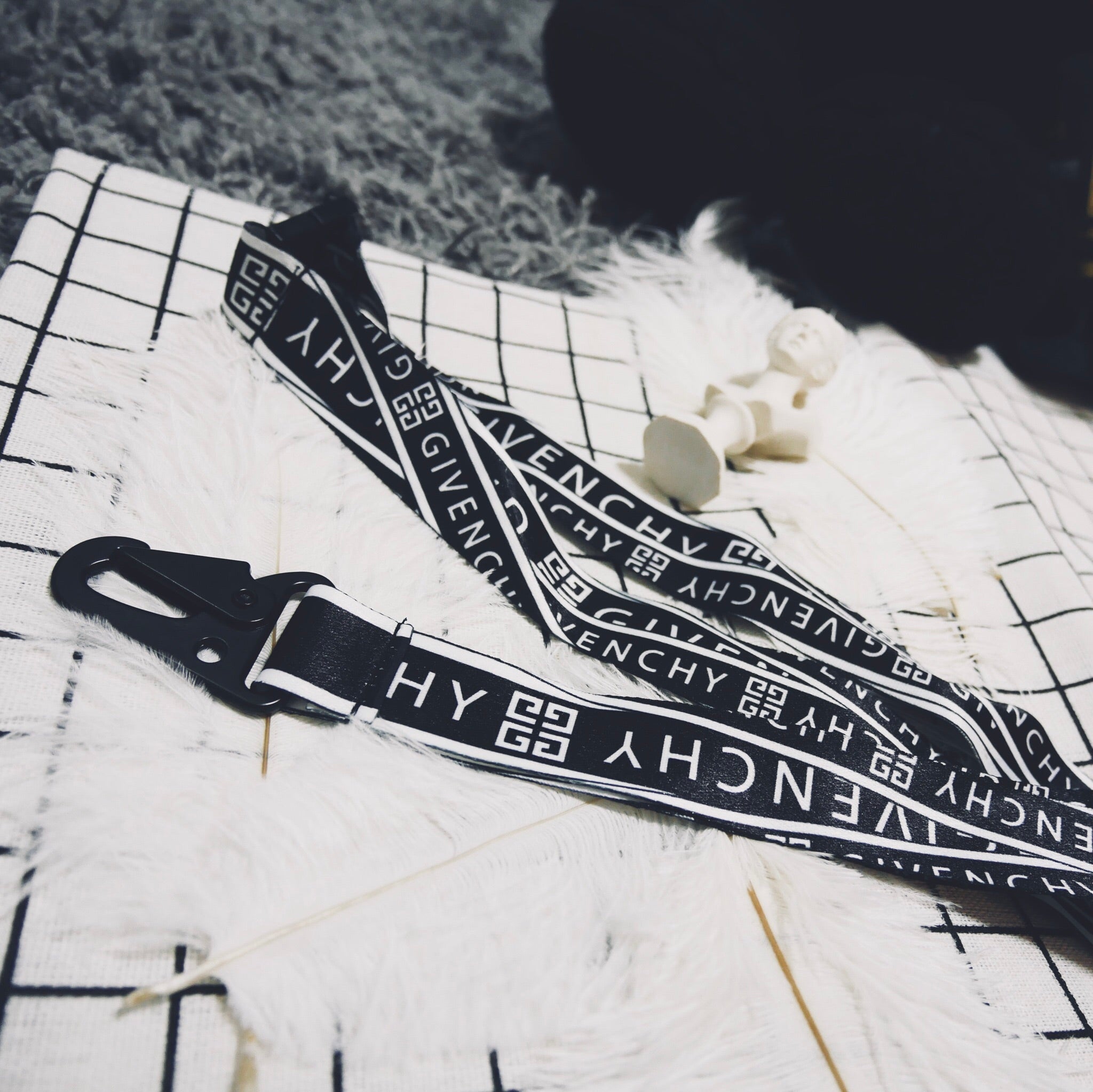 adidas nmd lanyard