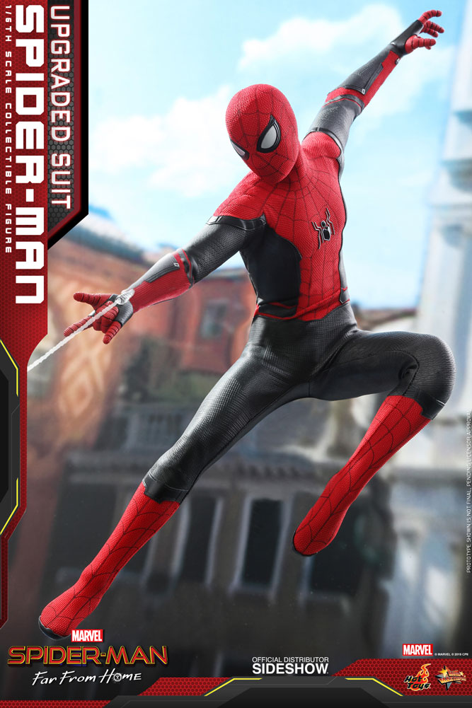 spider-man-upgraded-suit_marvel_gallery_hot_toys_001_1800x1800.jpg