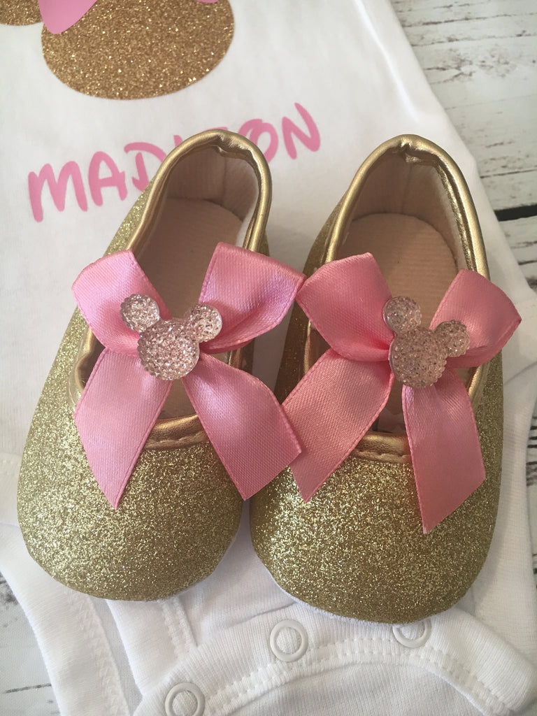 pink glitter baby shoes