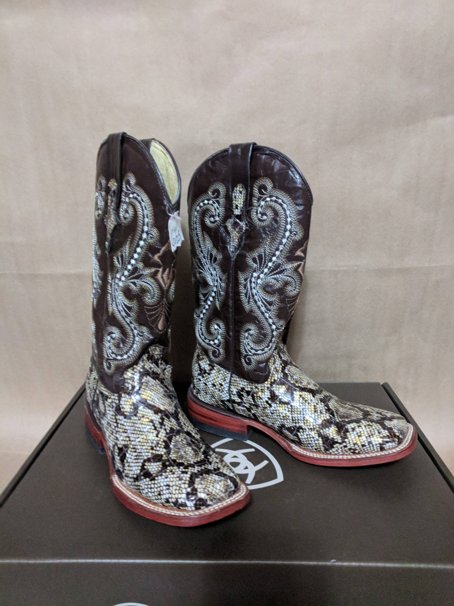 Boots by Ferrini Snakeskin Square Toe Women's size 6.5B Brand New