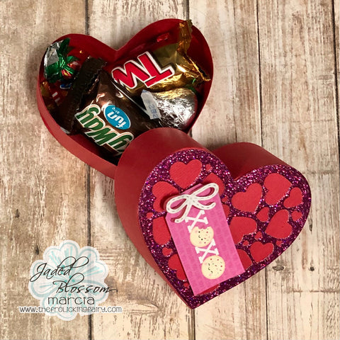 #thefrolickingfairy #jadedblossom #fancyheartdie #heartbox #paperbox #valentine #valentinetreat #boxofchocolates #bowdies #doodlebugdesign #madewithlove #treatbox #cardmaker #cardmaking #papercraft #cardmakersofinstagram #diy #valentinesdiy