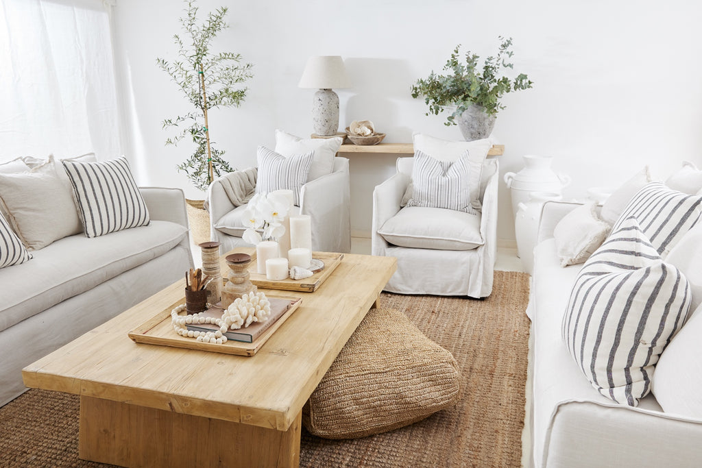 coastal paradise living room