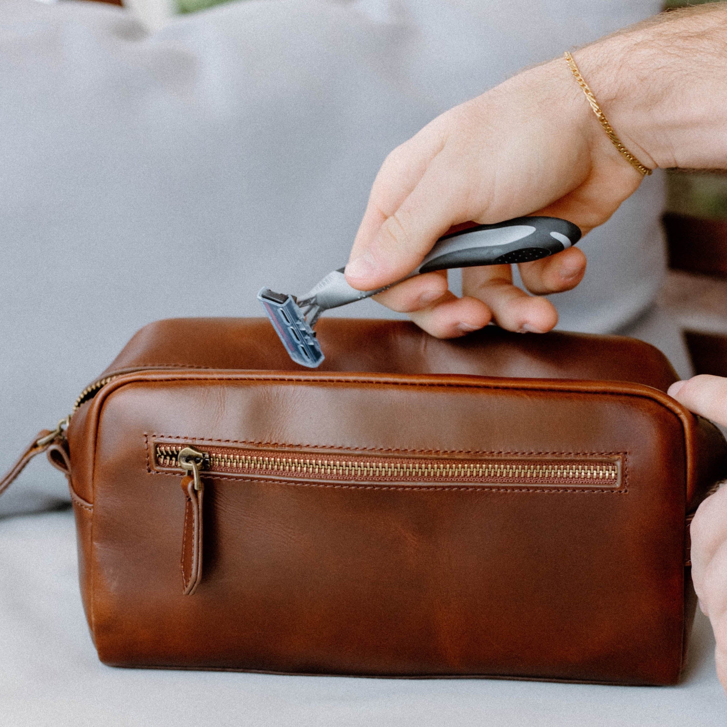 Bullstrap Reserve - The Dopp Kit