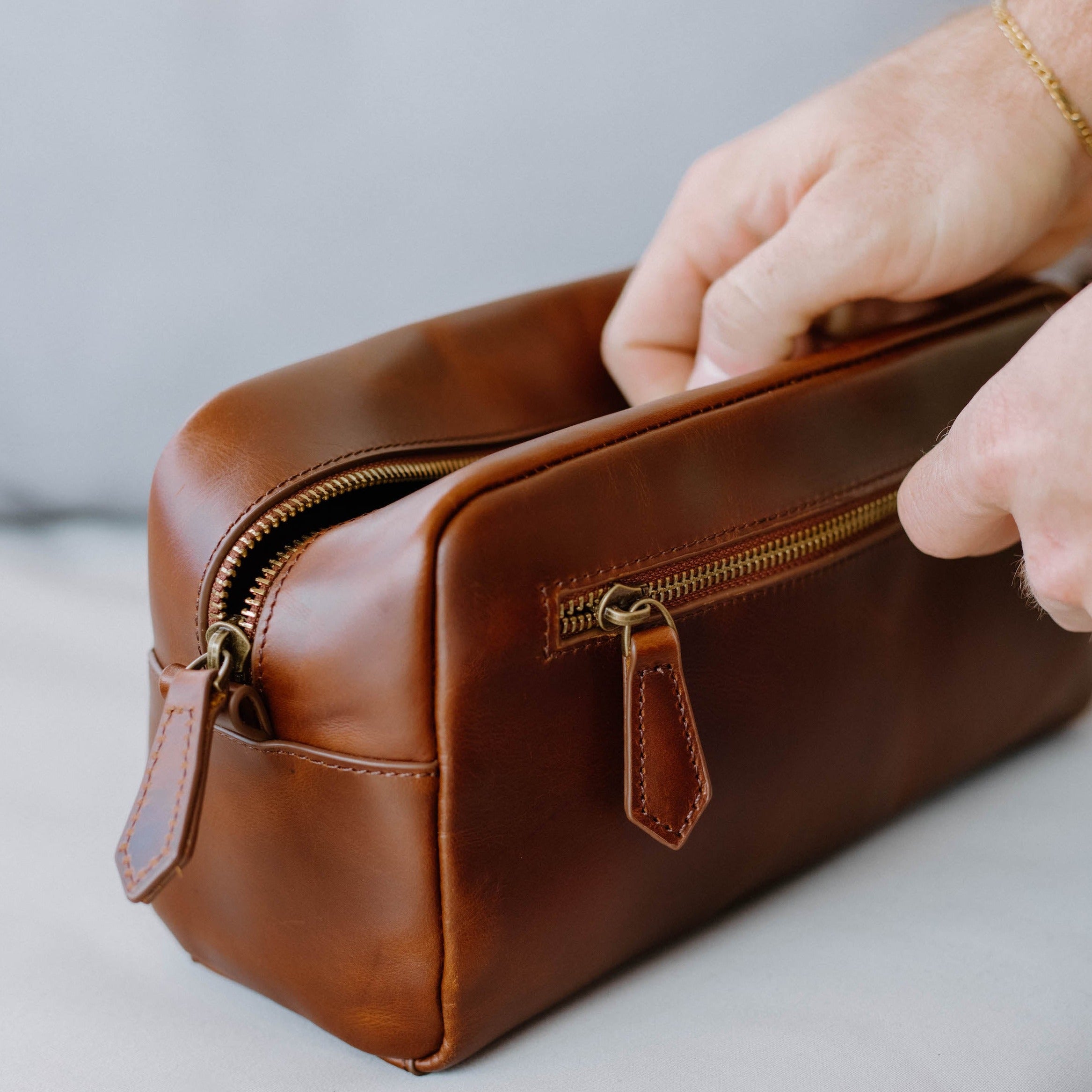 Bullstrap Reserve - The Dopp Kit