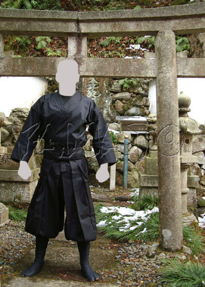 Tanuki Kimono — Tattsuke Hakama Are Pants Gathered Around | atelier ...