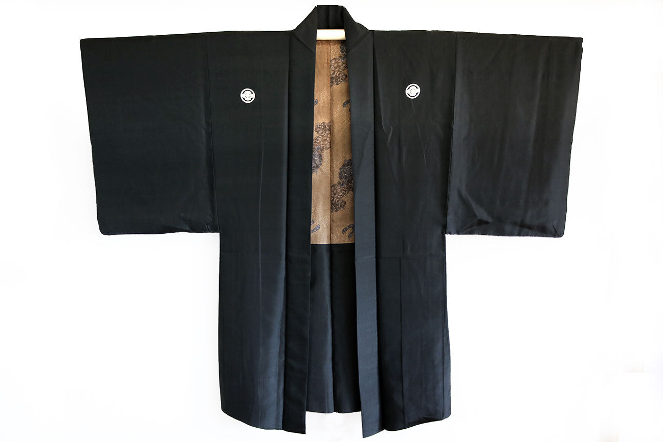 Yamato Budogu Antique Silk Haori Jacket with Kamon