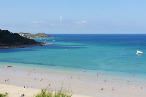 View-of-Carbis-Bay-Beach-from-above-of-people-on-the-beach