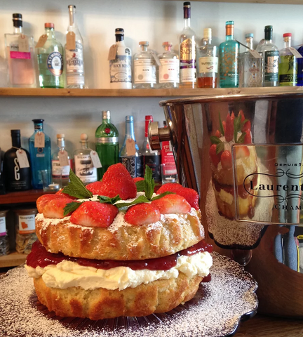 Image of cake and gin bar at Dolly's teahouse in Falmouth UK