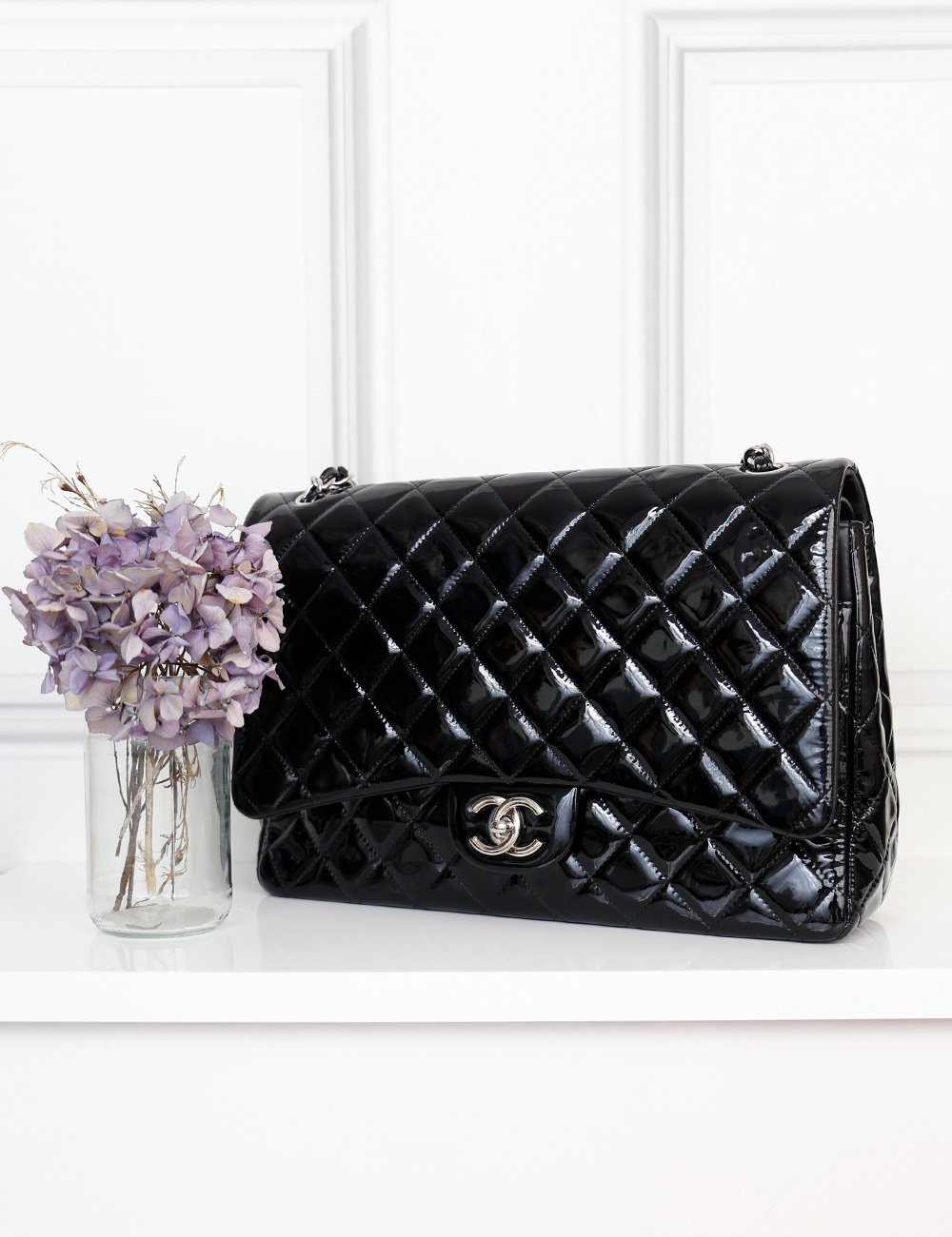 chanel classic quilted bag