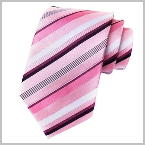 Cravatta classica a righe rosa realizzata al 100% in seta