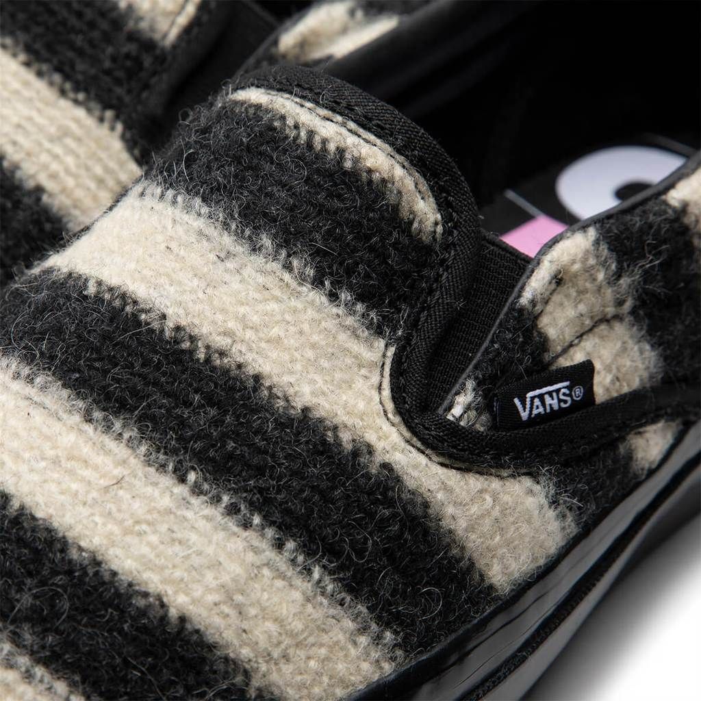 vans black marshmallow slip on