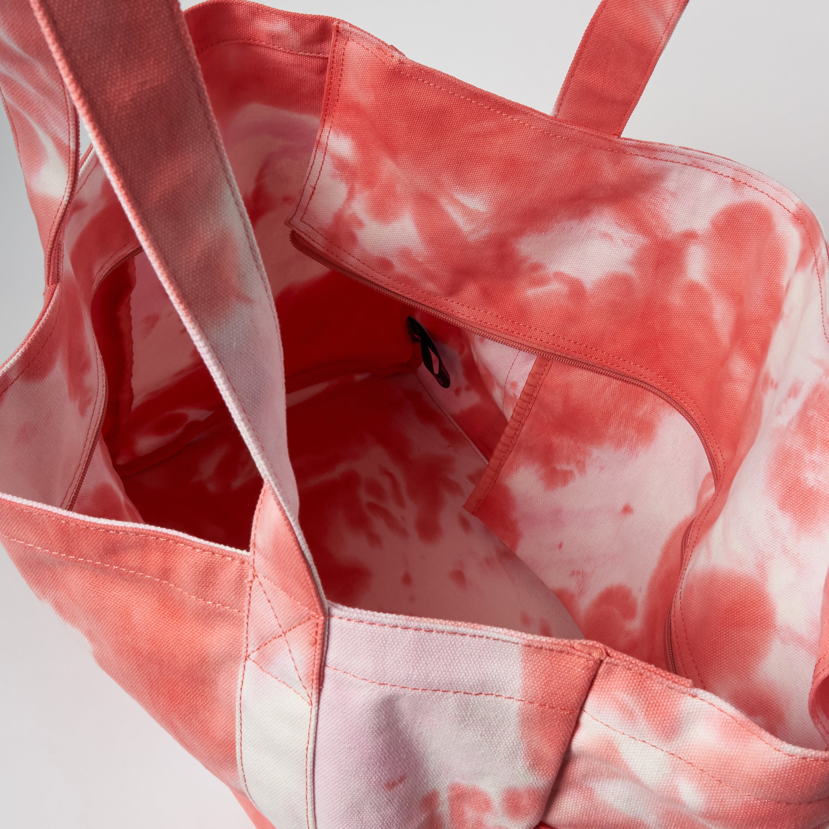 Load image into Gallery viewer, Cruise Tote - Pink Tie-Dye
