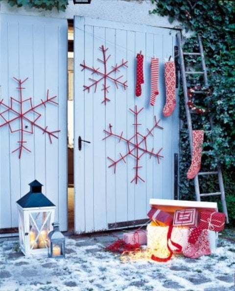 93 Inspiring Scandinavian Christmas Decorating Ideas - DigsDigs